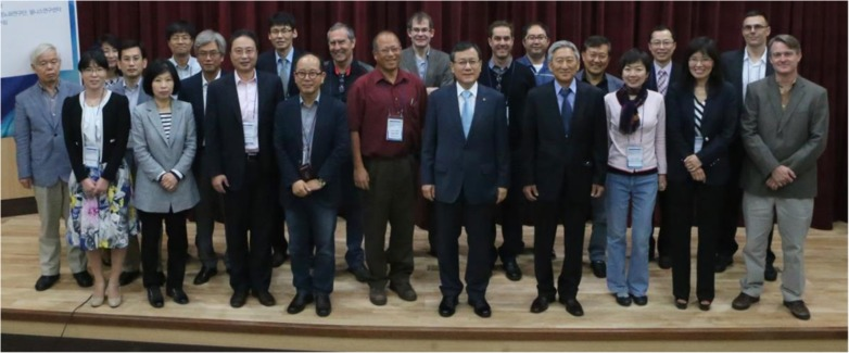 The organizing committee members and the speakers at the second International Symposium on the Genetics of Aging and Life History, which was held from May 14 to 16, 2014 at the campus of DGIST, Daegu, South Korea.